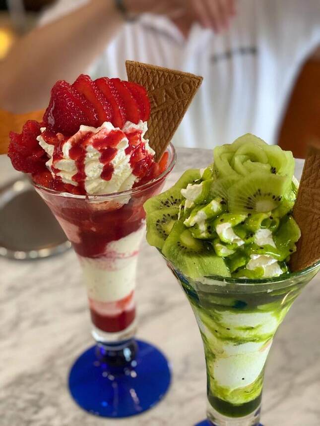 Eisbecher aus dem Eiscafé Venedig, Weingarten
