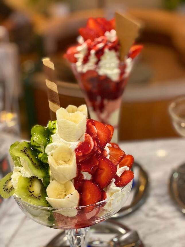 Eisbecher aus dem Eiscafé Venedig, Weingarten